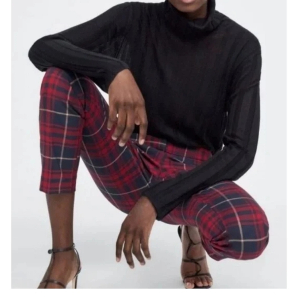 Zara Red and Navy Plaid Cropped Pants